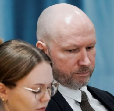 Vrasësi masiv norvegjez Breivik në “depresion të thellë”, thotë avokati i tij