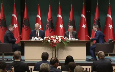 Kryeministri Rama dhe Presidenti Erdogan nënshkruajnë disa marrëveshje