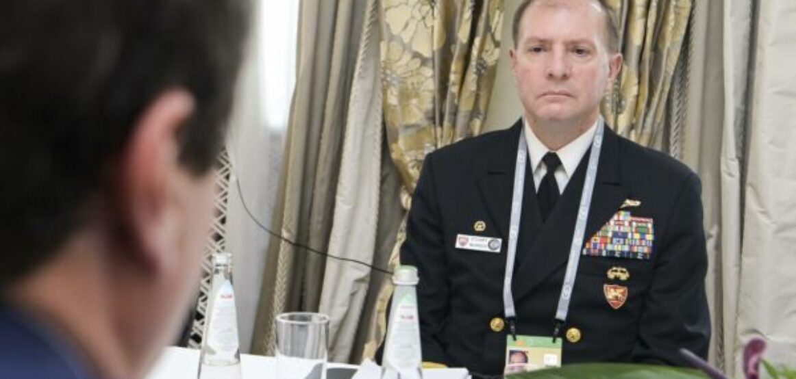Kurti takon në Mynih admiralin amerikan të NATO’s, flasin për situatën e sigurisë në kufirin Kosovë-Serbi