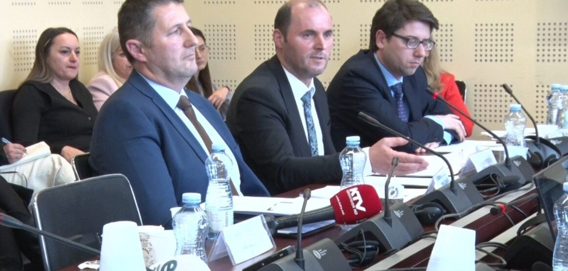 Hoti e Korenica kritikojnë drejtorin e ATK-së për keqmenaxhim, ky i fundit i quan thashetheme