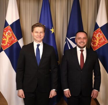 Finlanda i ofron mbështetje Kosovës për anëtarësim në NATO