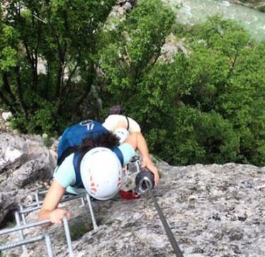 Aksident në njërën prej “Via Ferrata” në Pejë, operacioni i kërkim-shpëtimit zbret personin e lënduar