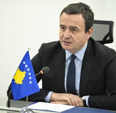 Xhambazi për raportin me SHBA-në: Kurti po luan me zjarrin, po minon aleancat strategjike