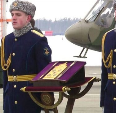 Putin viziton komandën e Forcave Ajrore pasi humbi 7 aeroplan brenda javës në Ukrainë
