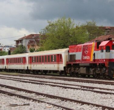 Prishtina pritet të lidhet me “tren të lehtë” me Fushë Kosovën dhe aeroportin