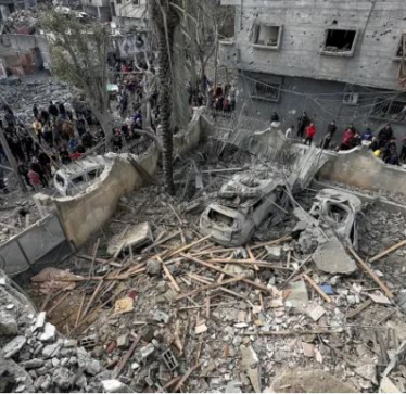Al Jazeera: Zbulohet një varr masiv në Gazën veriore