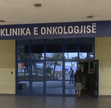 Drejtori i Onkologjisë: Mbi dy mijë raste të reja me tumore për një vit në Kosovë
