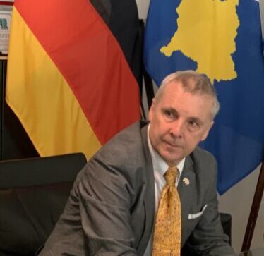 Rohde: Me Kosovën kemi raport të veçantë, ministrat tonë i nisin nga këtu vizitat, duhet të dëgjohen miqtë sikur ne