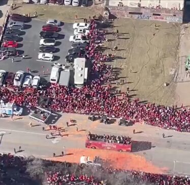 SHBA, një i vrarë dhe 22 të plagosur në të shtënat gjatë festimeve të Super Bowl