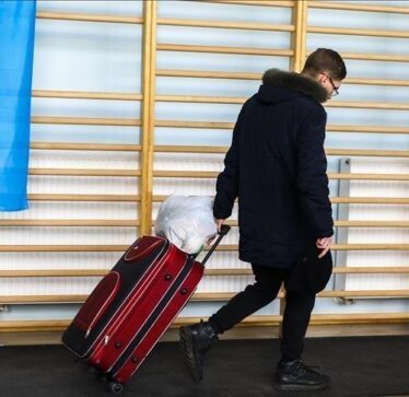 Polonia po shqyrton deportimin e ukrainasve për të mbështetur ushtrinë e Ukrainës
