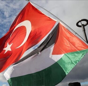 Turqia zotohet të përdorë “të gjitha mjetet në dispozicion” për të ndaluar sulmet e Izraelit në Gaza dhe Kuds