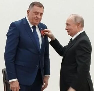 Putin nderon presidentin e Republikës Srpska, Milorad Dodik, me Urdhrin Aleksandra Nevskog