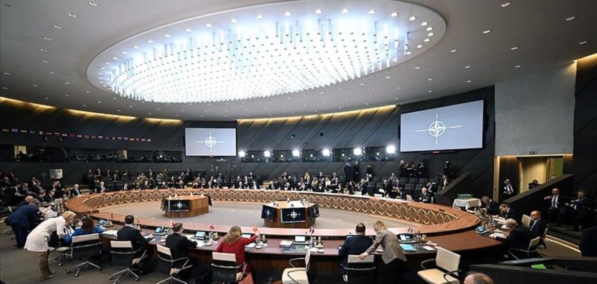Bruksel, fillon takimi i ministrave të Mbrojtjes të NATO-s