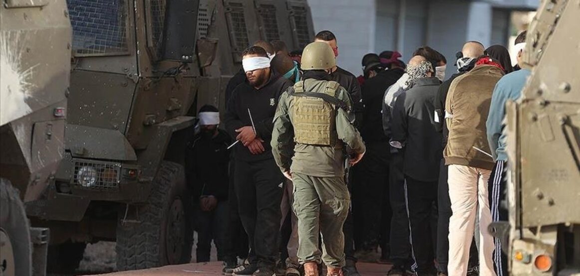 Forcat izraelite arrestuan 15 palestinezë në Bregun Perëndimor të pushtuar