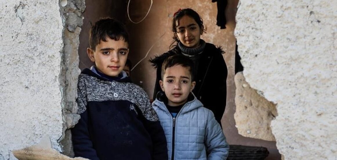 UNICEF: 17 mijë fëmijë në Gaza kanë mbetur të pashoqëruar ose të ndarë nga familjet e tyre