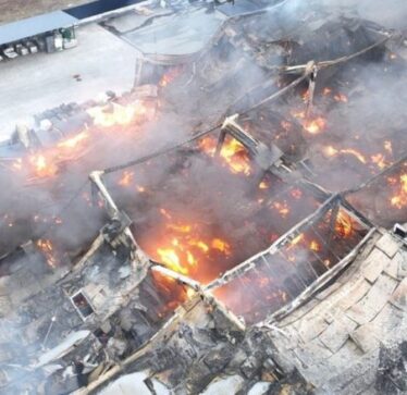 Ushtria ruse kryen sulm ajror mbi qytetin ukrainas Nikopol, godet qendrën tregtare