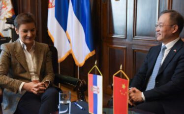 Ambasadori kinez te Bërnabiqi, “i pakënaqur” me suksesin e djeshëm…