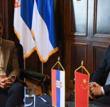 Ambasadori kinez te Bërnabiqi, “i pakënaqur” me suksesin e djeshëm të Kosovës në Paris