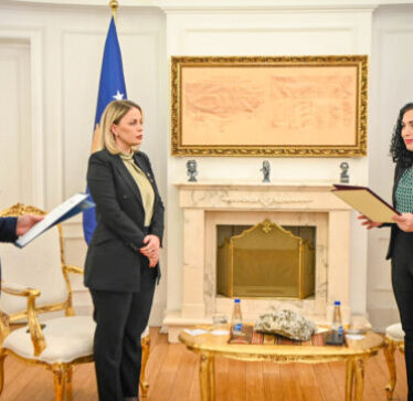 Betohet para presidentes Osmani gjyqtari i ri i Kushtetueses, Jeton Bytyqi
