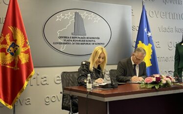 Kosova dhe Mali i Zi nënshkruajnë marrëveshjen e Programit Ndërkufitar…