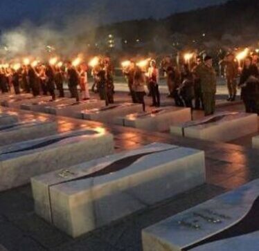Skenderaj përjashtohet nga ‘Epopeja e UÇK-së’, zëdhënësi thotë se qeveria duhet të tregojë arsyet