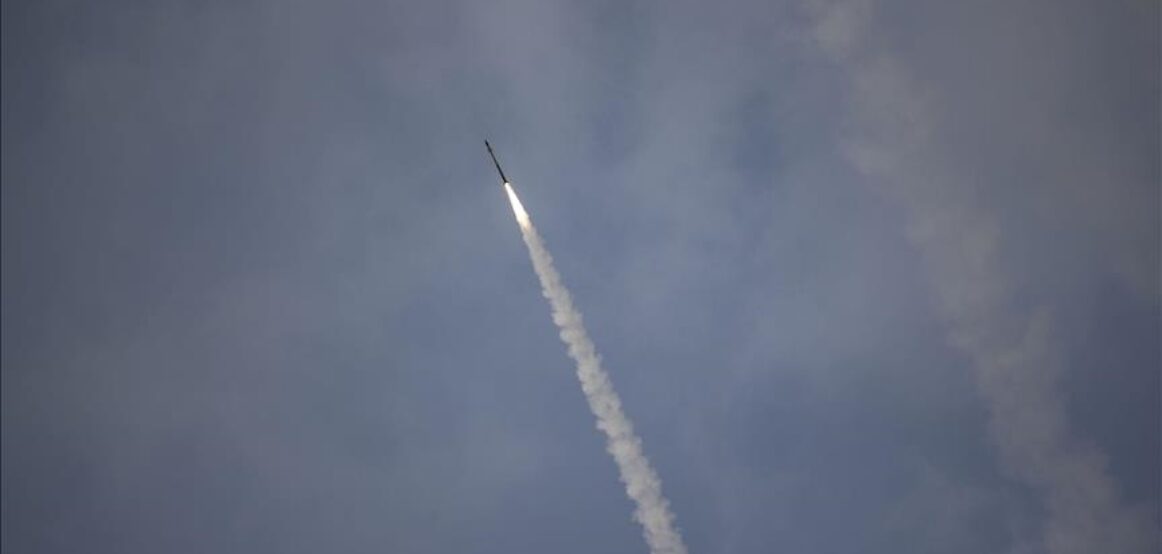Sulm me raketa nga territori i Libanit drejt Izraelit, një i vdekur dhe 7 të plagosur