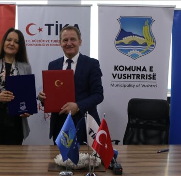 TIKA dhe Komuna e Vushtrrisë nënshkruan memorandum bashkëpunimi për mbështetjen e fermerëve