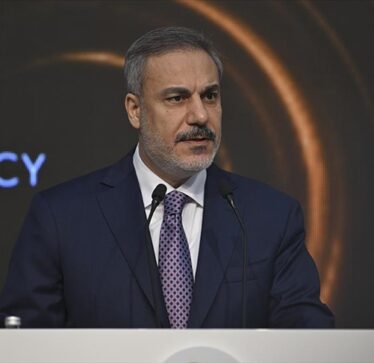 Fidan: Në Forumin e Diplomacisë në Antalya u ekspozuan standardet e dyfishta të disa fuqive të mëdha