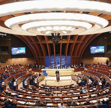 Përfaqësuesit spanjollë do të votojnë kundër pranimit të Kosovës në KiE