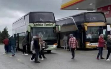 Një kompani del me njoftim se autobusët e bllokuar në…