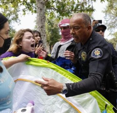 Rreth 200 të arrestuar në demonstratat pro Palestinës në universitetet në SHBA