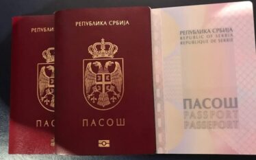 Votohet për heqjen e vizave për poseduesit e pasaportave serbe…