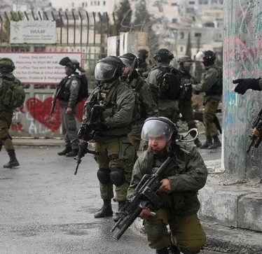 Ushtarët izraelitë arrestojnë 40 palestinezë në Bregun Perëndimor