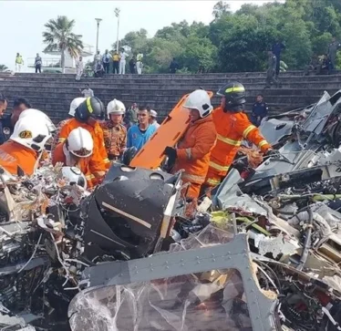 Përplasen dy helikopterë ushtarakë në Malajzi, humbin jetën 10 persona