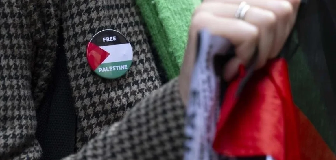 Oxfam: Britania rrezikon të bëhet bashkëpunëtore në krime lufte nëse vazhdon shitjen e armëve për Izraelin