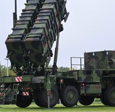 Agresioni rus, vendet evropiane ngurrojnë t’i japin Ukrainës kundërajrorët “Patriotë”