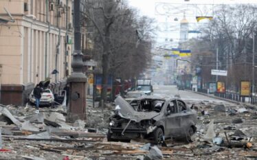 Rusia vazhdon sulmet në Harkiv