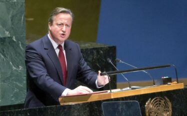 Cameron flet për vizitën e tij në Kosovë para KS…