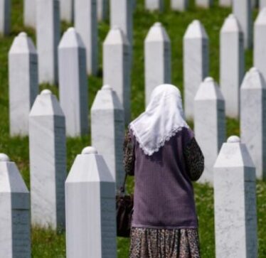 Organizata e Bashkëpunimit Islamik mbështet rezolutën për Srebrenicën