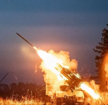 Britanikët krijuan një precedent: ukrainasit mund të përdorin armët tona për të synuar Rusinë