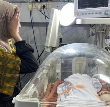 Agjencia e OKB-së: Mbi 150.000 gra shtatzëna përballen me kushte të tmerrshme sanitare në Gaza