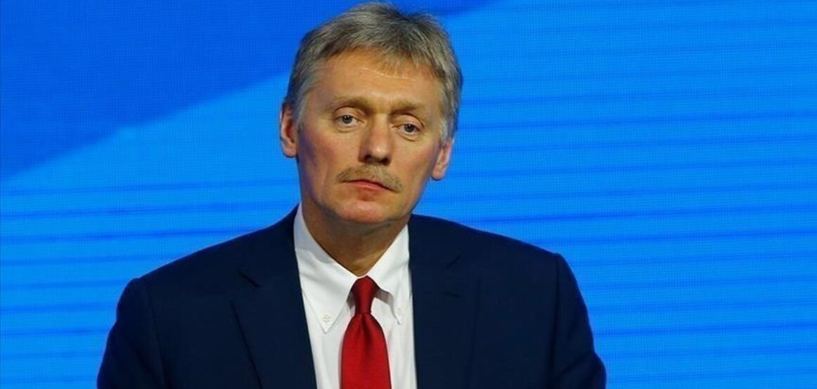 Kremlini: Deklaratat e Macronit për dërgimin e ushtarëve në Ukrainë janë të rrezikshme