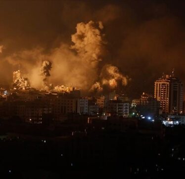 Izraeli bombardon pjesën qendrore dhe veriore të Gazës, vriten 9 palestinezë