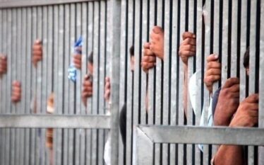 Palestinezi i arrestuar nga Izraeli në Gaza: Kam përjetuar 60…