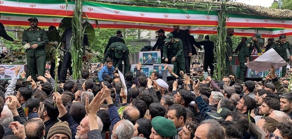 Iran, mbahet ceremoni mortore për presidentin Raisi