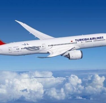 Turkish Airlines transportoi 7 milionë pasagjerë në prill