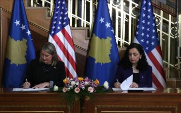 Kosova dhe SHBA-ja nënshkruan marrëveshje kundër manipulimit të informacionit nga…