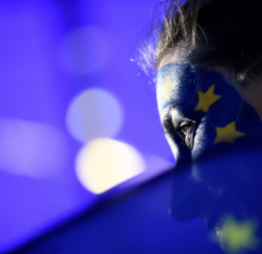 Të mbijetuarit e Holokaustit u bëjnë thirrje të rinjve të votojnë në zgjedhjet evropiane