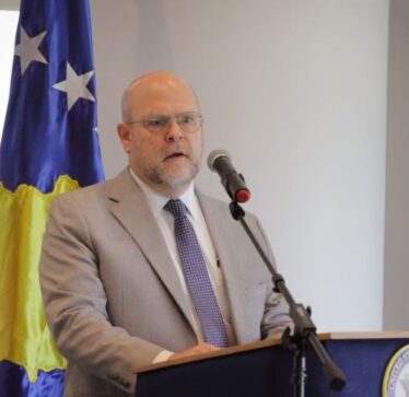Hovenier për deklaratën e Serbisë dhe Republikës Sërpska: S’është qëndrimi ynë