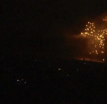 Avionët izraelitë sulmojnë qytetin jugor të Libanit me bomba me fosfor të bardhë në mes të tensionit
